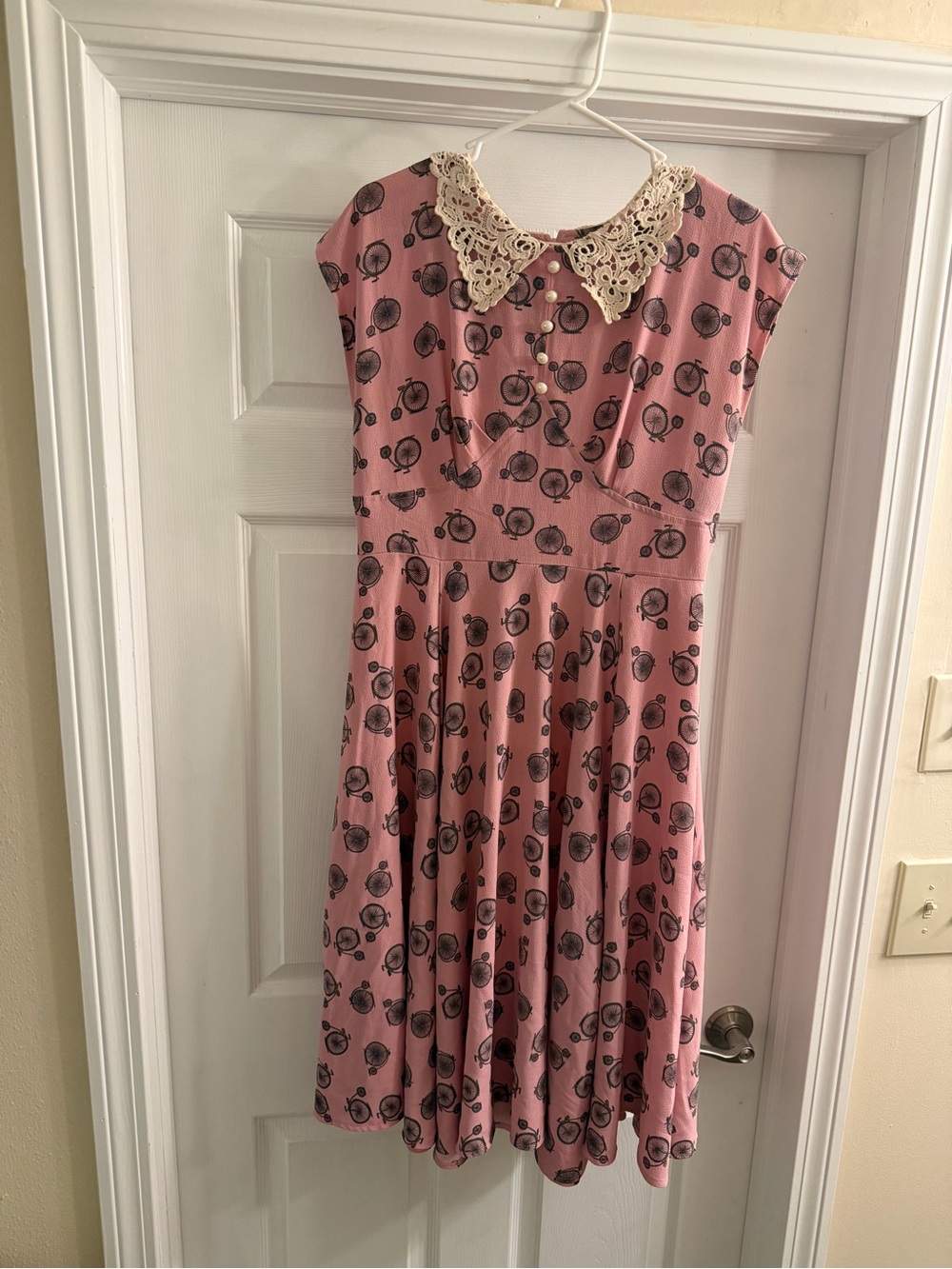 Hell Bunny Vixen Pink Fit-and-Flare Dress with Cream Lace Collar M